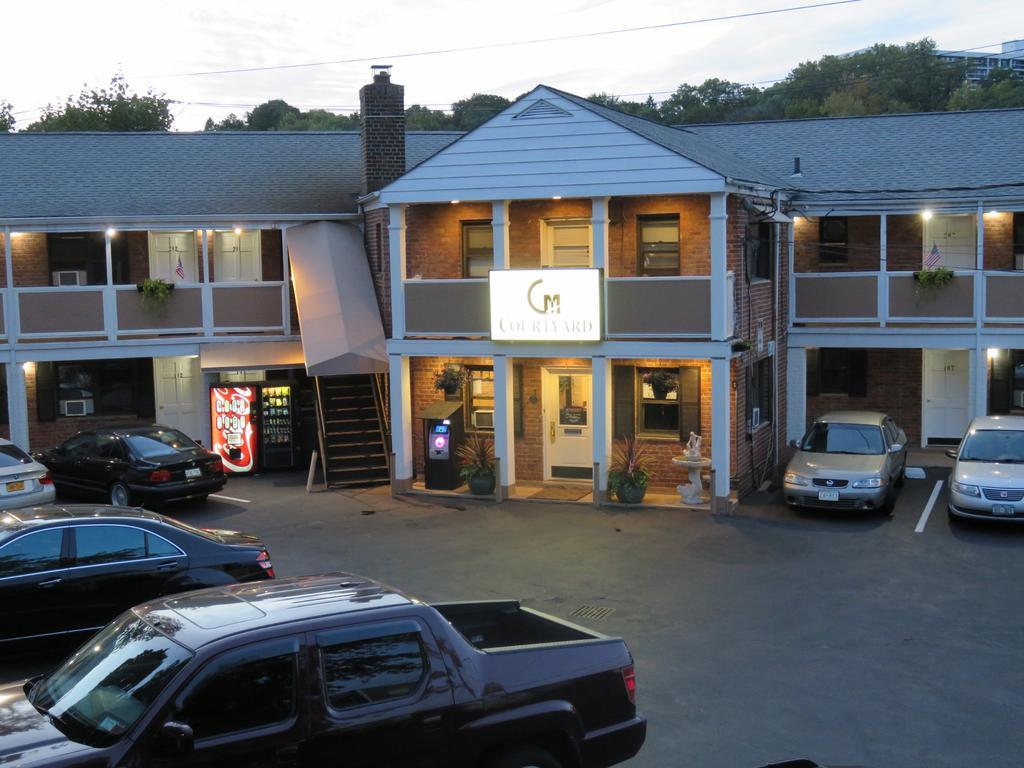 Central Motel Courtyard White Plains Dış mekan fotoğraf