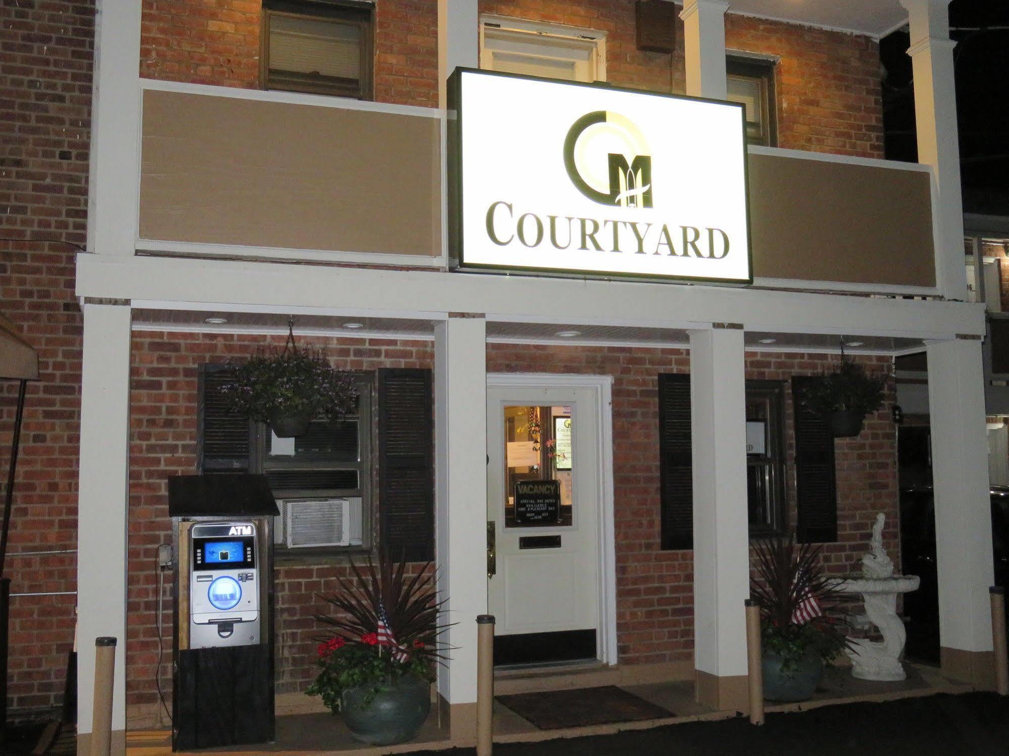 Central Motel Courtyard White Plains Dış mekan fotoğraf