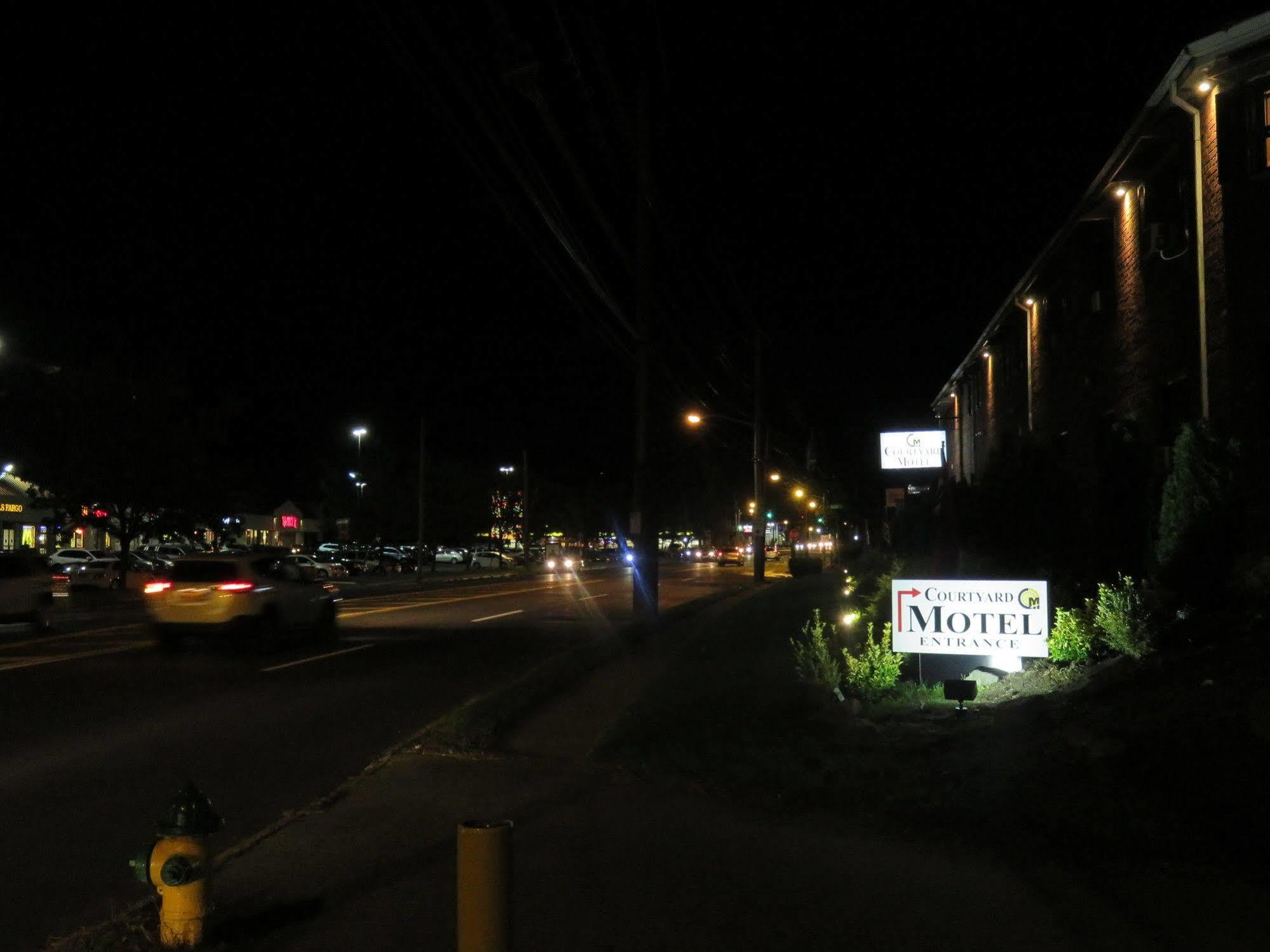 Central Motel Courtyard White Plains Dış mekan fotoğraf
